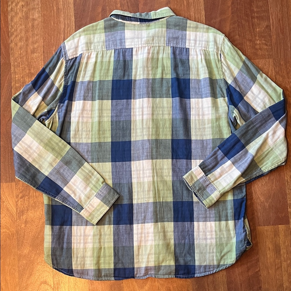 Like new Lucky Brand Men's Casual Plaid Shirt in Blue and Green - Picture 15 of 16